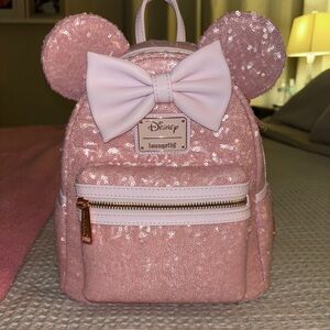 BRAND NEW DISNEY BABY PINK SEQUIN LOUNGEFLY